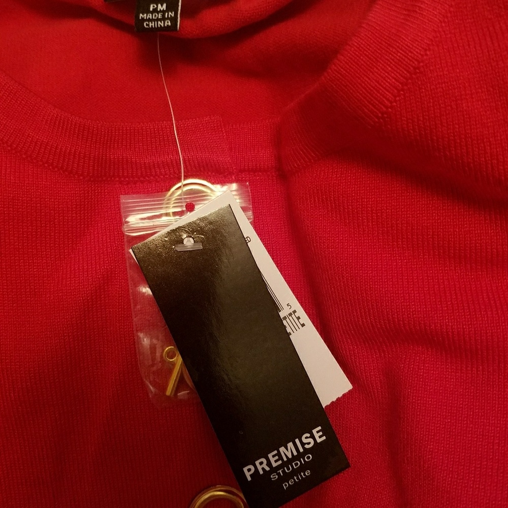 Red cardigan - Picture 3 of 4